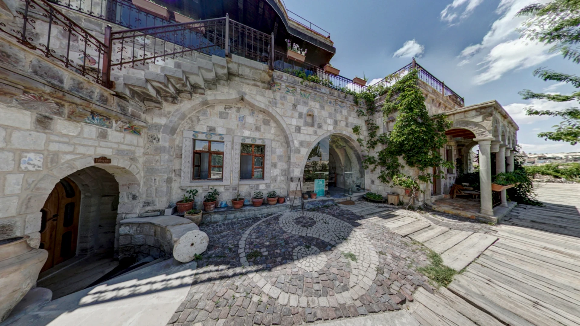 Tarihin İçinde, Panoramic Cave Hotel'de Büyüye Uyanın - Kapadokya Balon Manzaralı Mağara Oteli